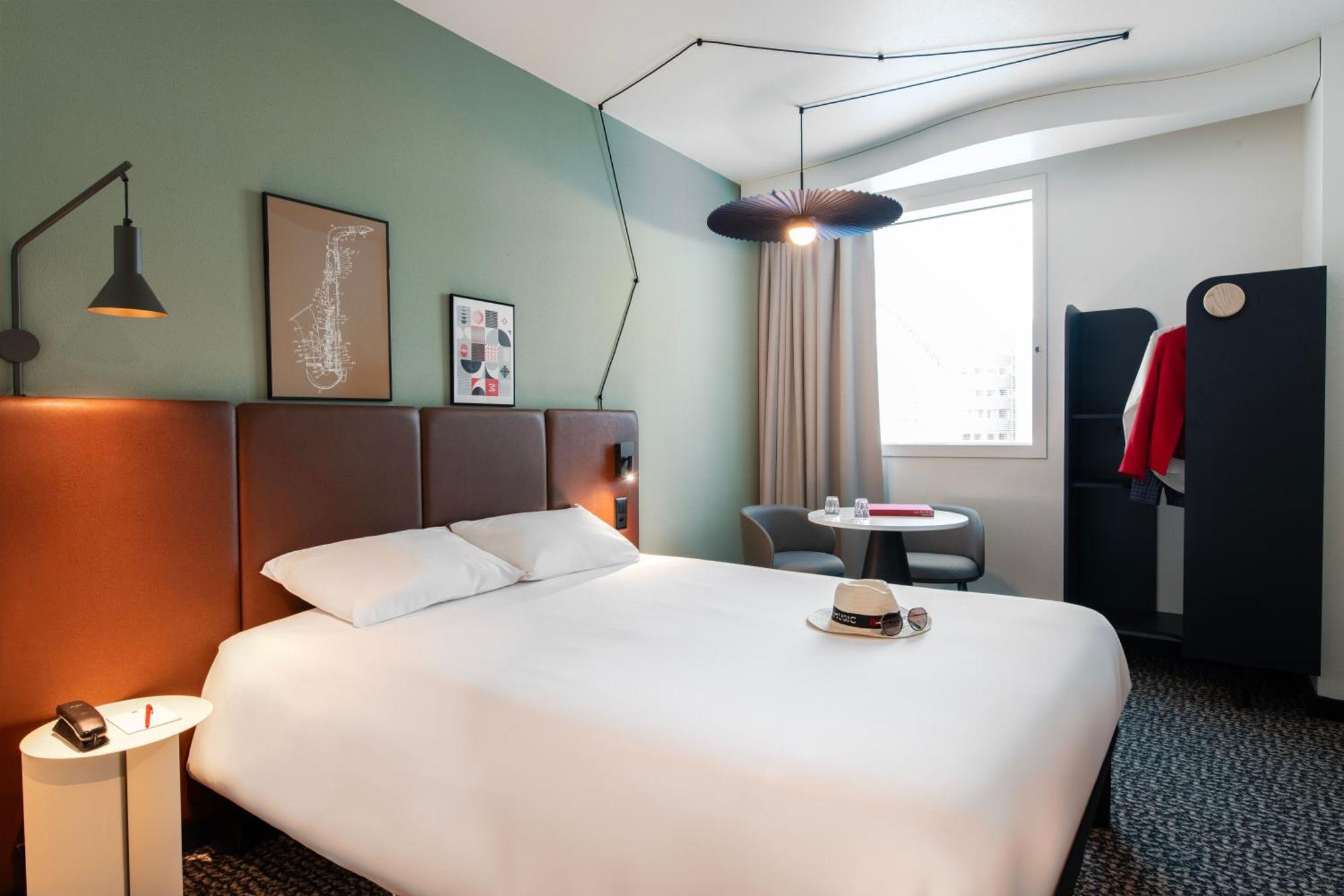 Ibis Lausanne Centre Hotel Bagian luar foto